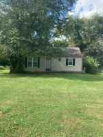 featured image of 302 Kent Rd