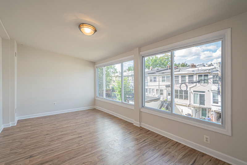 611 Otis Pl Nw #3 - Photo 2 of 17