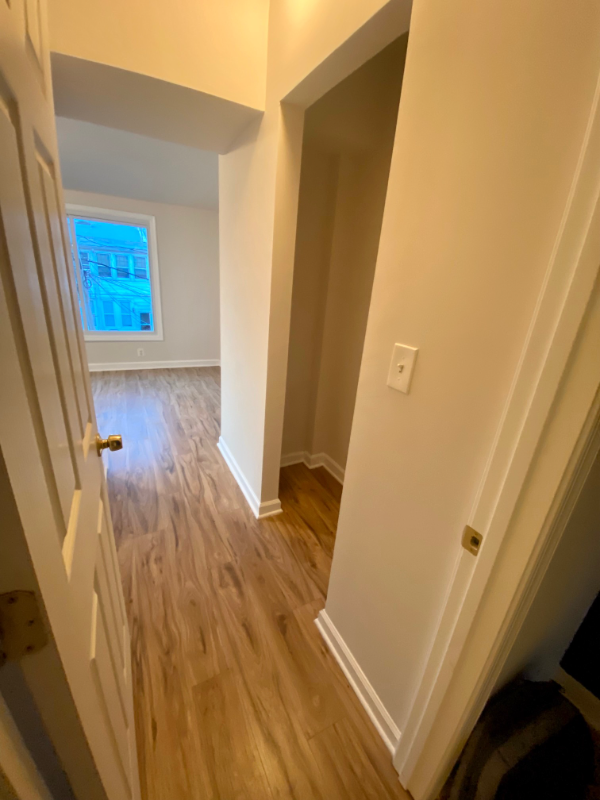 611 Otis Pl Nw #3 - Photo 3 of 17