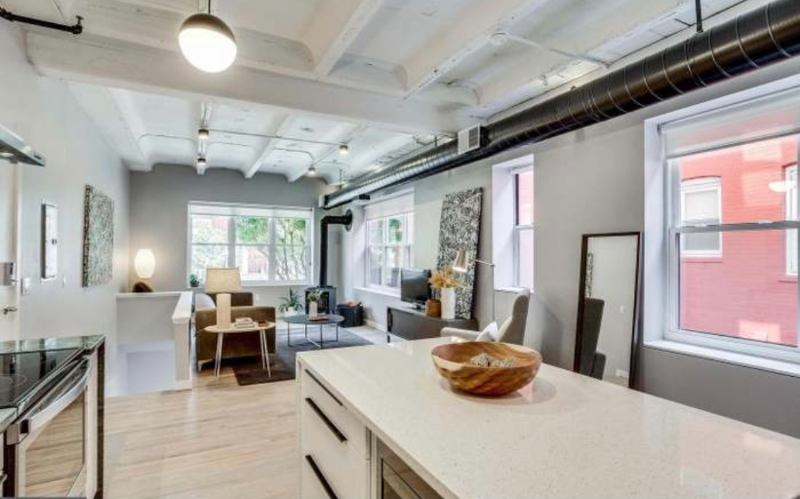 2526 17th St Nw #101 - Photo 2 of 15