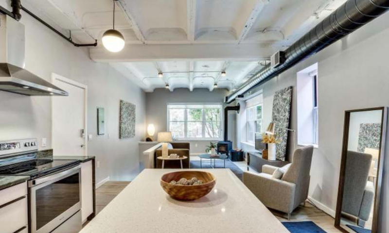 2526 17th St Nw #101 - Photo 5 of 15