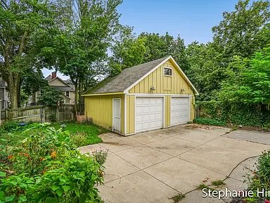 832 Wealthy St Se #A - Photo 2 of 23