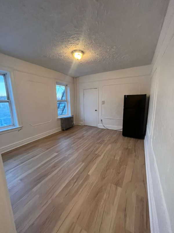 35 Kensington Ave - Photo 5 of 16