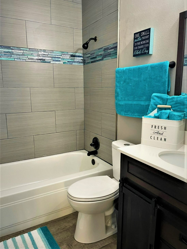 302 Allen St #18 - Photo 4 of 21