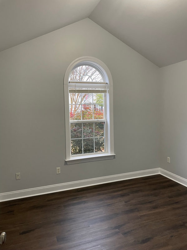 4954 Summerswell Ln - Photo 3 of 8