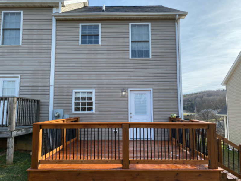 182 Montvale Rd - Photo 4 of 14