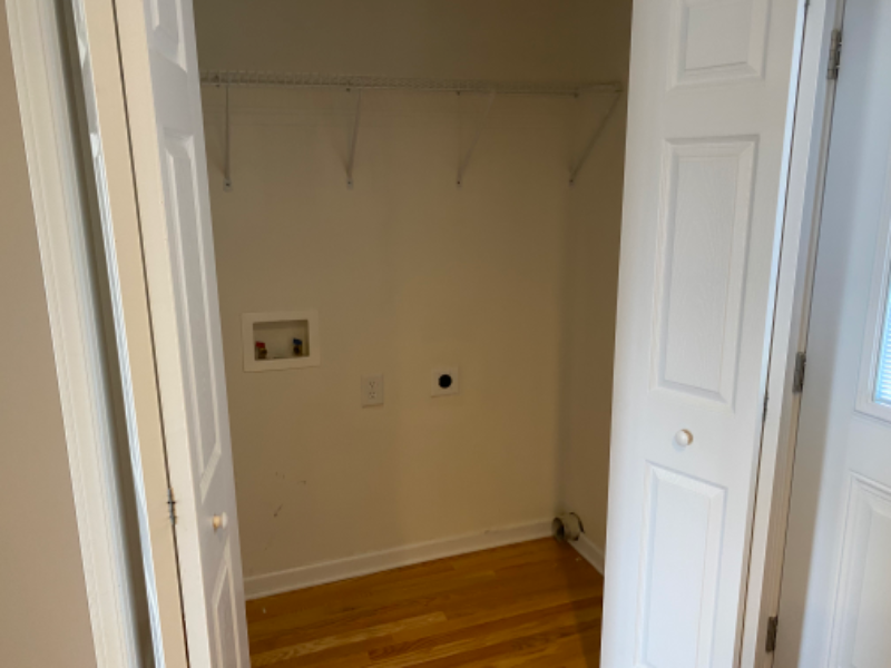 182 Montvale Rd - Photo 7 of 14