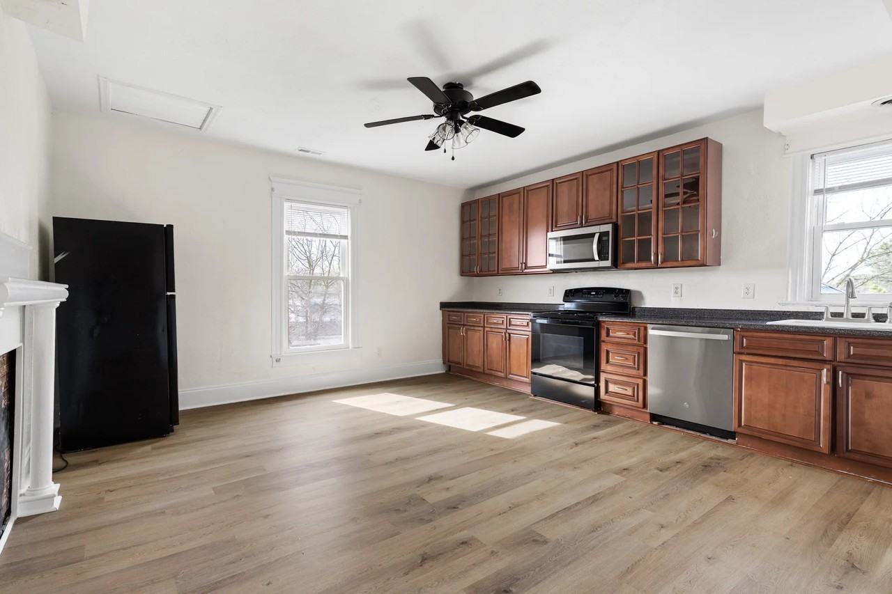 309 Bon Air Ave #3 - Photo 6 of 16