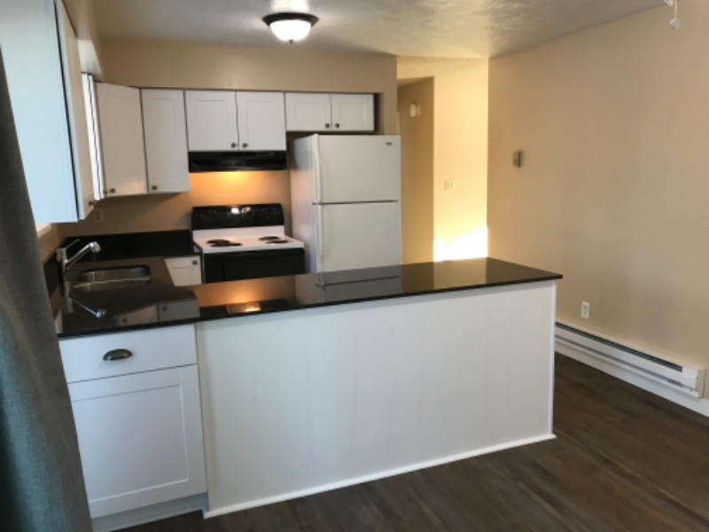 3852 Hawthorne Rd - Photo 2 of 9