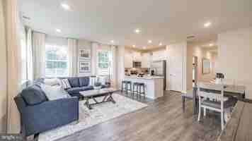 featured image of 20 Peregrine Way