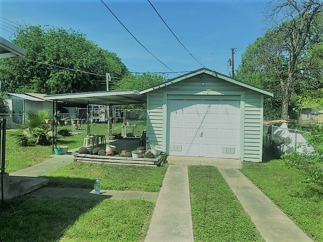 231 Wilcox Ave - Photo 2 of 8