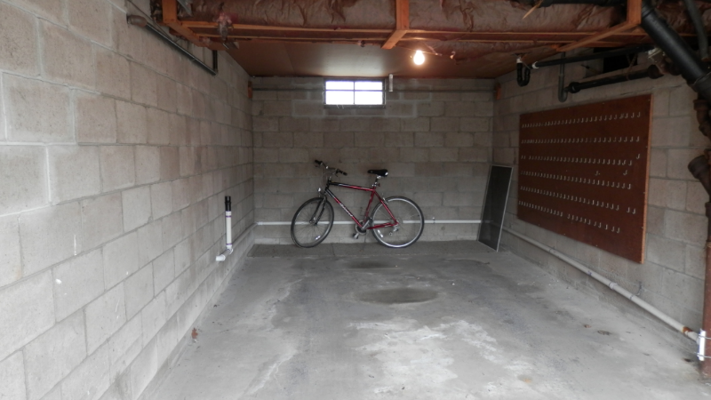 403 W Market St #201