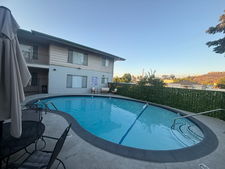 8866 Donna Jean Ln - Photo 2 of 11