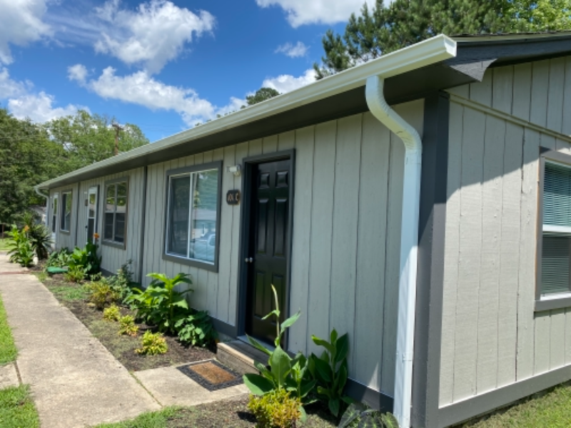 100 Mckellar Ct - Photo 3 of 12