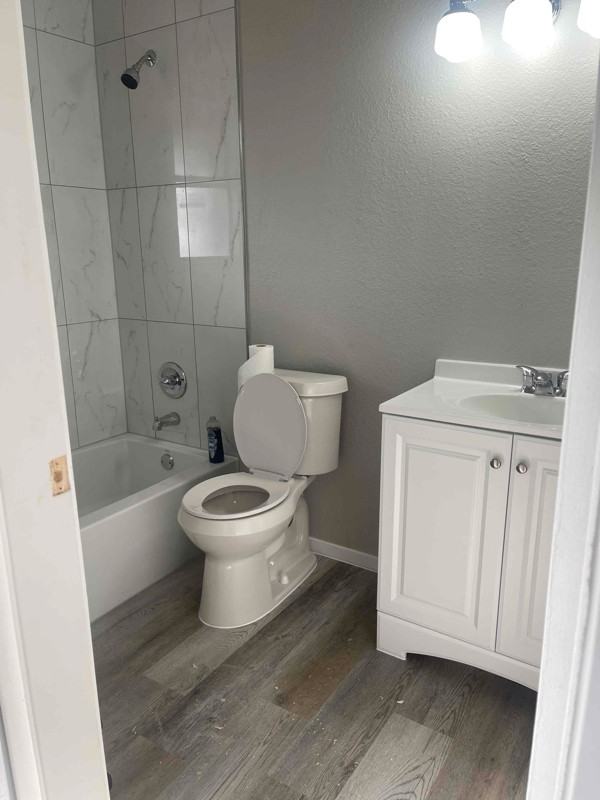8306 Garcreek Cir #B - Photo 4 of 5