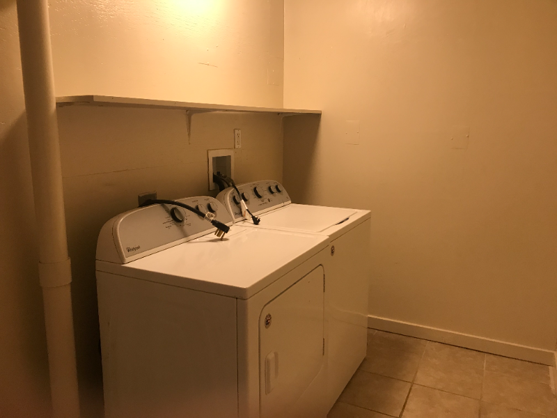 368 N Market St - Photo 6 of 9