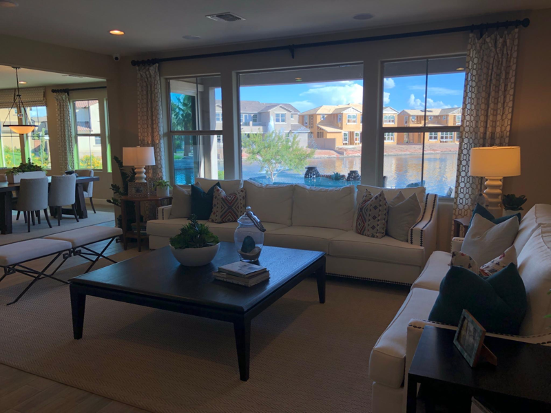 949 W Angel Dr - Photo 4 of 37