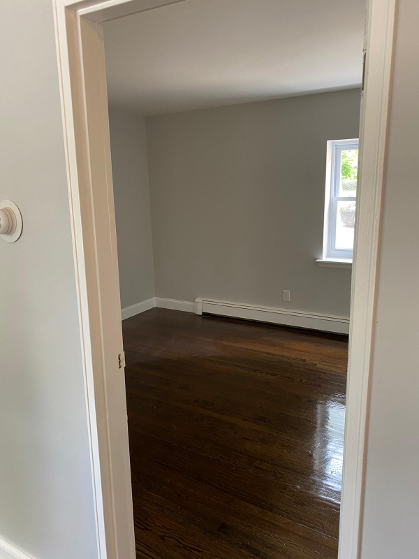 230 Washington St - Photo 5 of 19