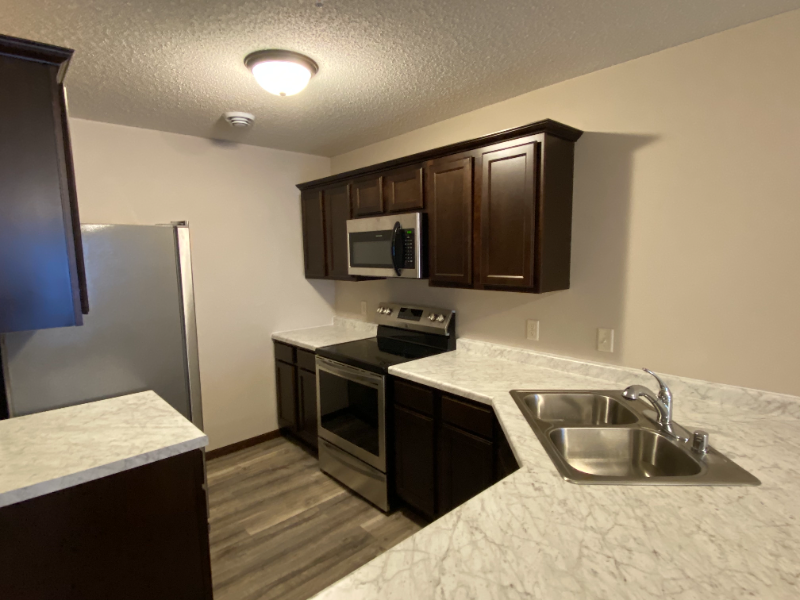 2100 4th Ln Se - Photo 6 of 24