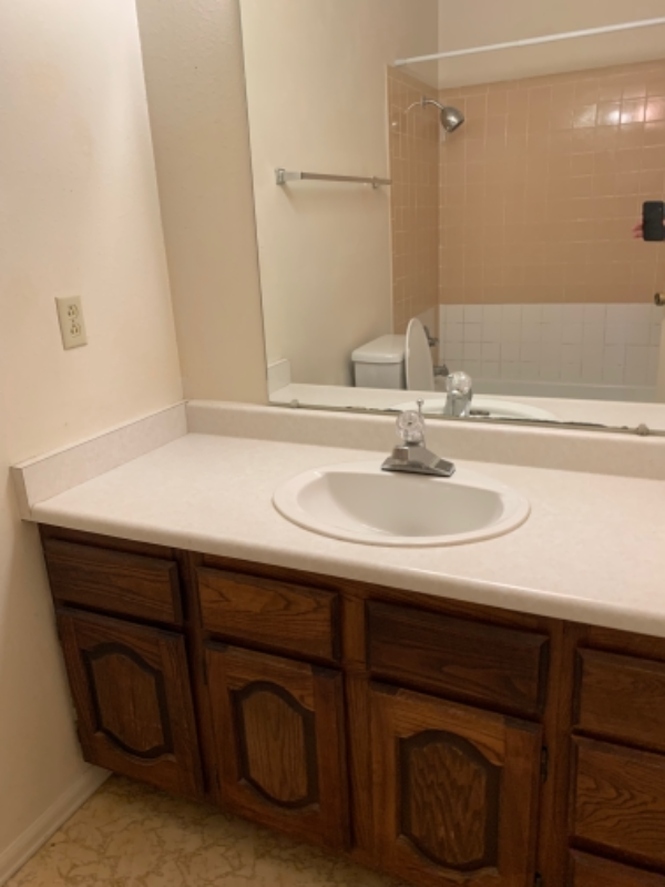 755 River View Dr - Photo 4 of 10