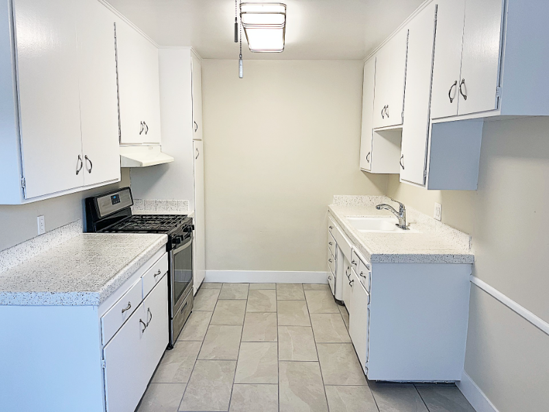 721 Cordova St #9 - Photo 3 of 26