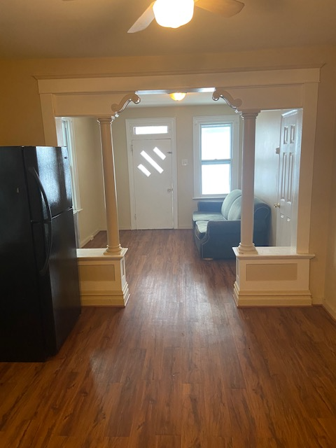 432 S Franklin St #2 - Photo 3 of 10