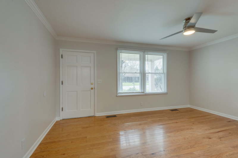 5413 Country Dr - Photo 5 of 26