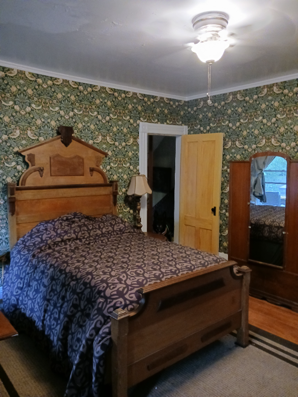 52 Fairfield Ave - Photo 4 of 35