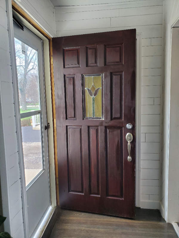 1329 Campbell Ave - Photo 3 of 13