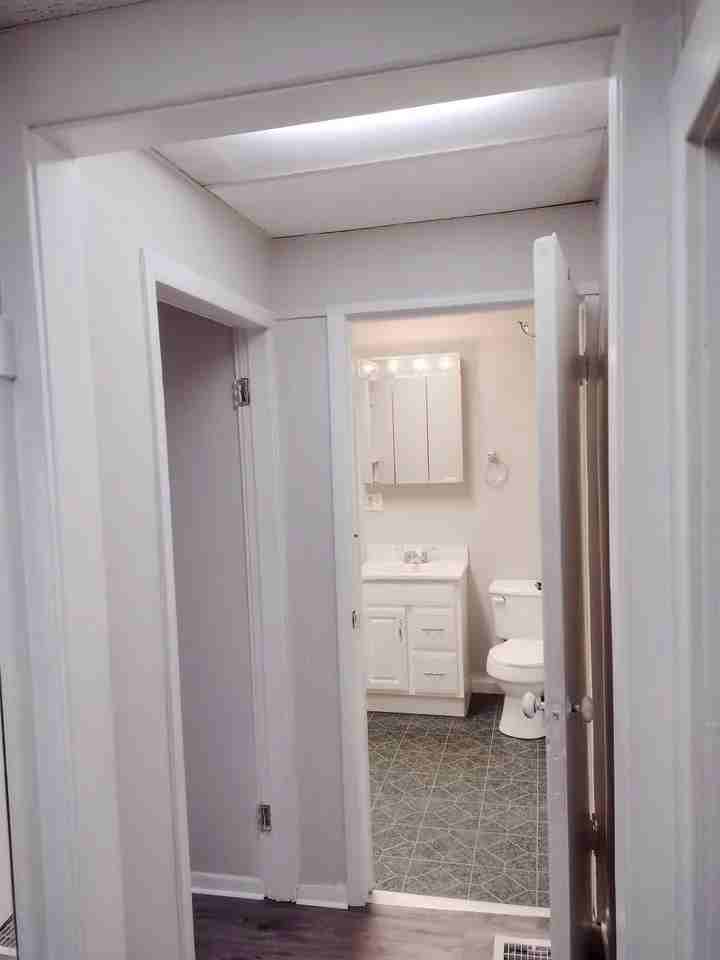 217 Monroe St #5 - Photo 4 of 7