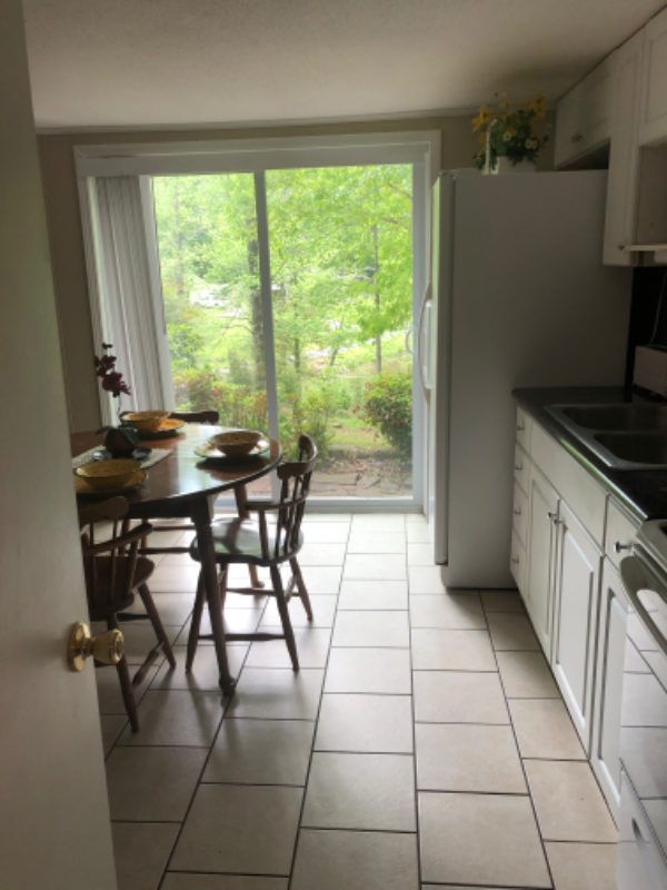 4241 Springhill Dr #B - Photo 6 of 18