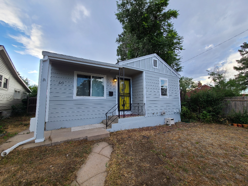 629 Quitman St - Photo 2 of 14