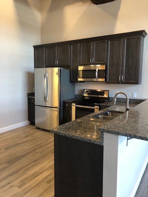 373 Spencer St #303 - Photo 5 of 14