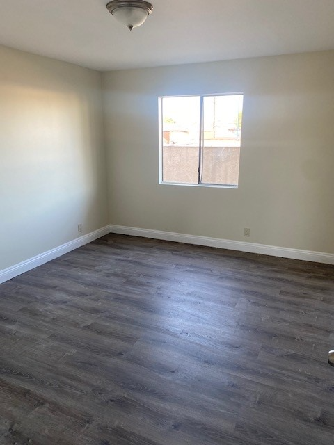 936 N Washington Pl #B - Photo 4 of 8