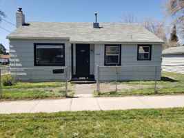 featured image of 836 Mitchell St