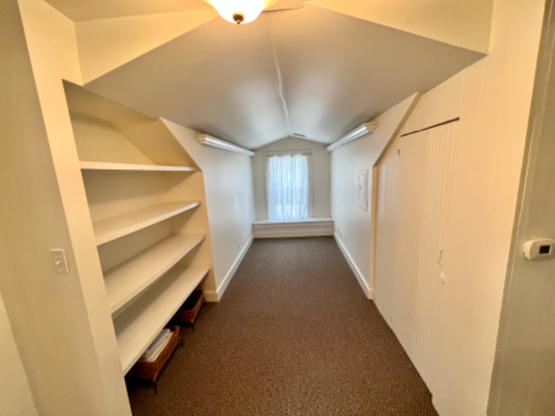 628 W High St - Photo 6 of 40