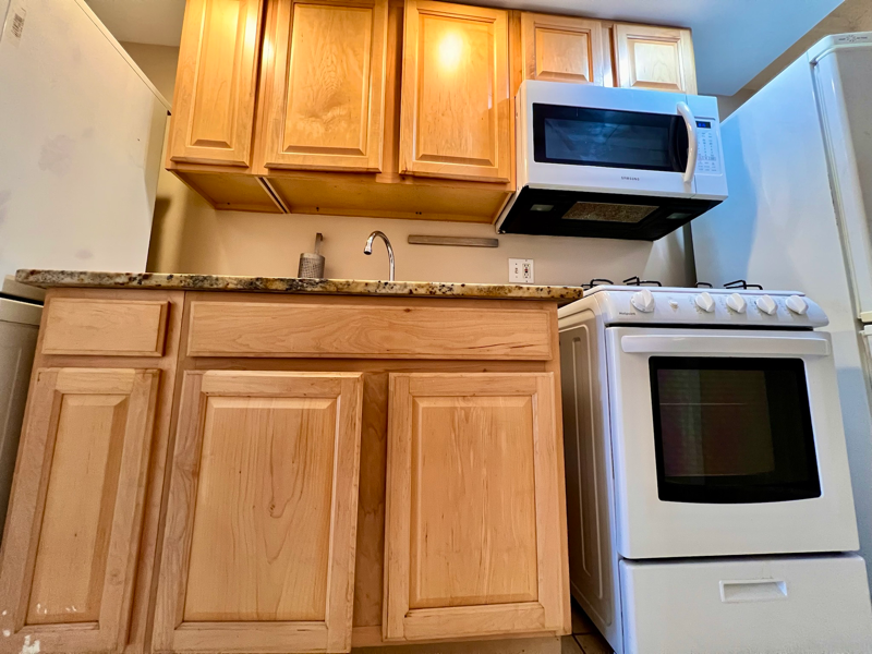 1730 Lang Pl Ne #A - Photo 7 of 13