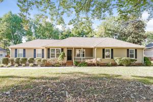 featured image of 2409 Racquet Club Dr