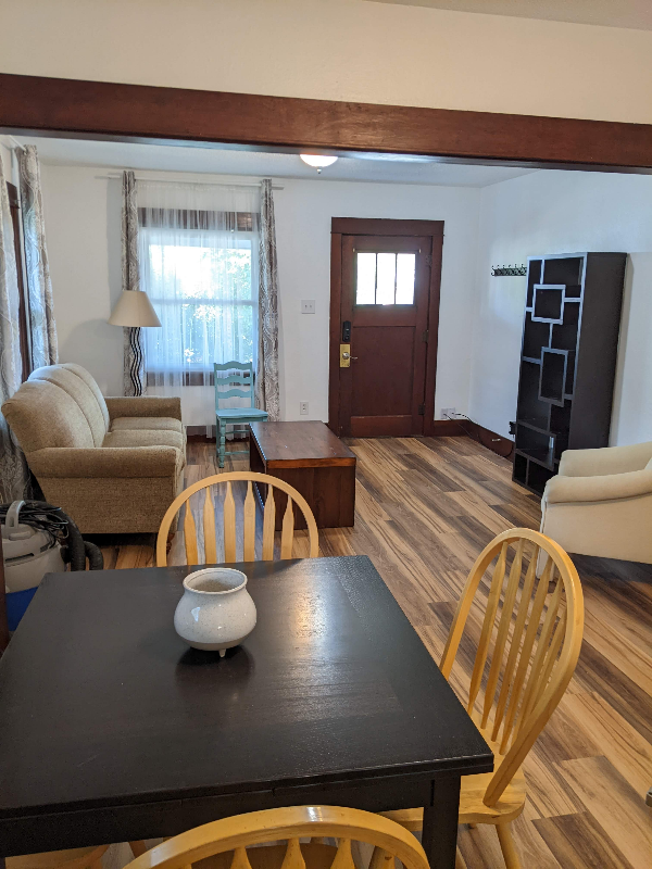 1735 6th Ave - Photo 2 of 10