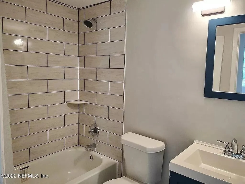 3359 Columbus Ave - Photo 5 of 7