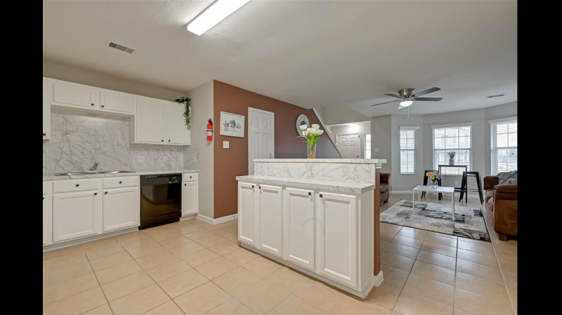 23326 High Point St #43A - Photo 5 of 18