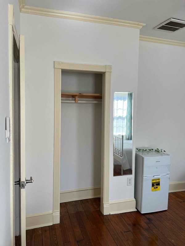 2500 Block Bainbridge Street #2F - Photo 3 of 15