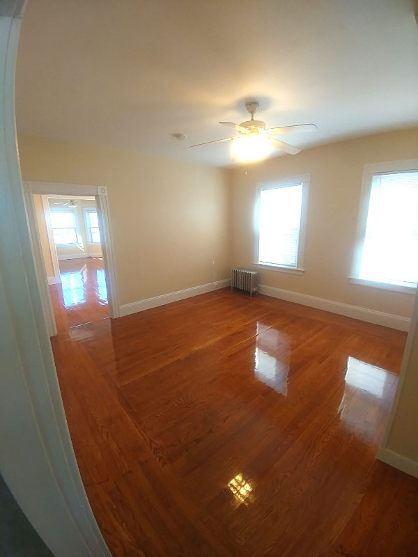 97 Barrows St - Photo 6 of 17