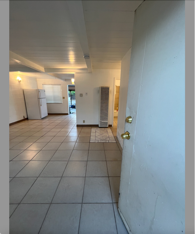 929 S Thorne Ave - Photo 2 of 27