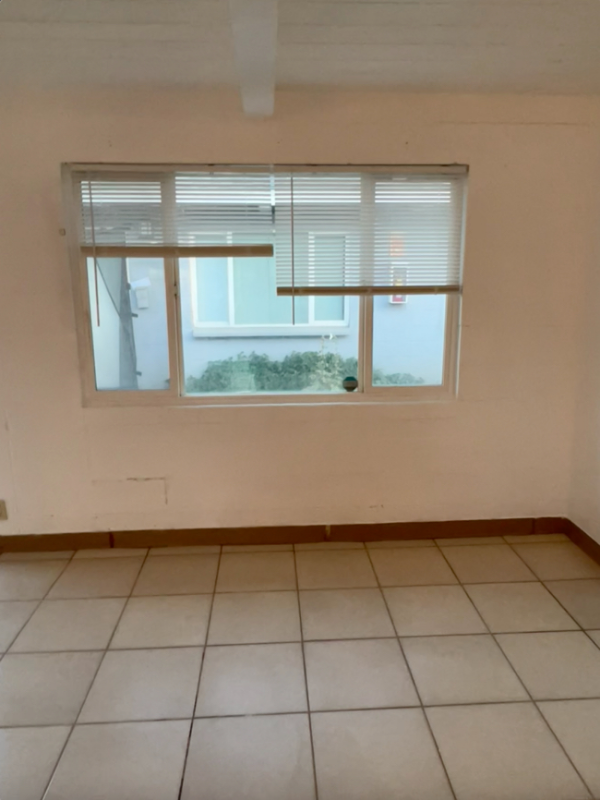 929 S Thorne Ave - Photo 7 of 27