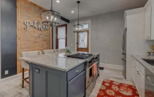 236 Ward Ave - Photo 4 of 12