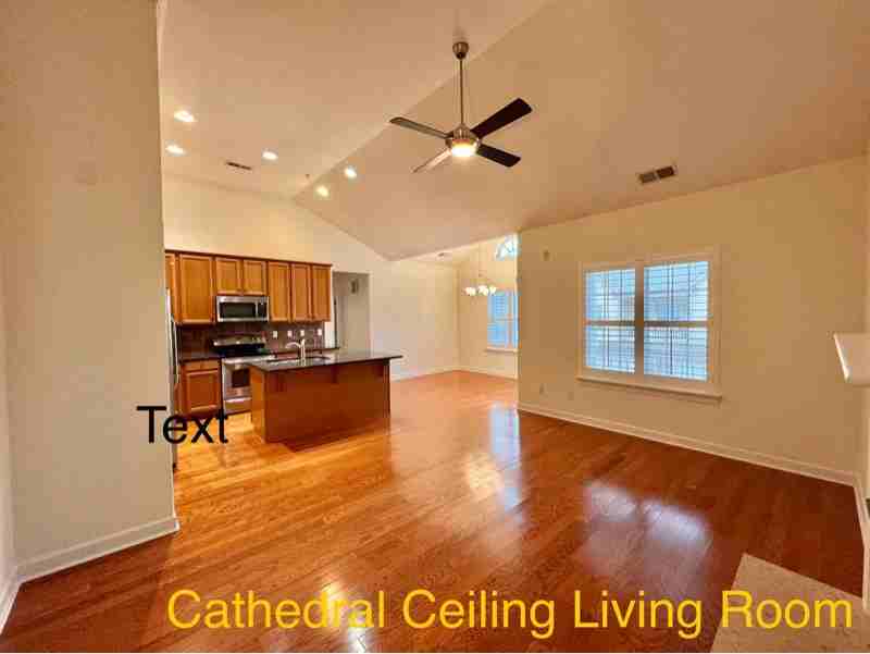 11900 Chianti Dr - Photo 3 of 13