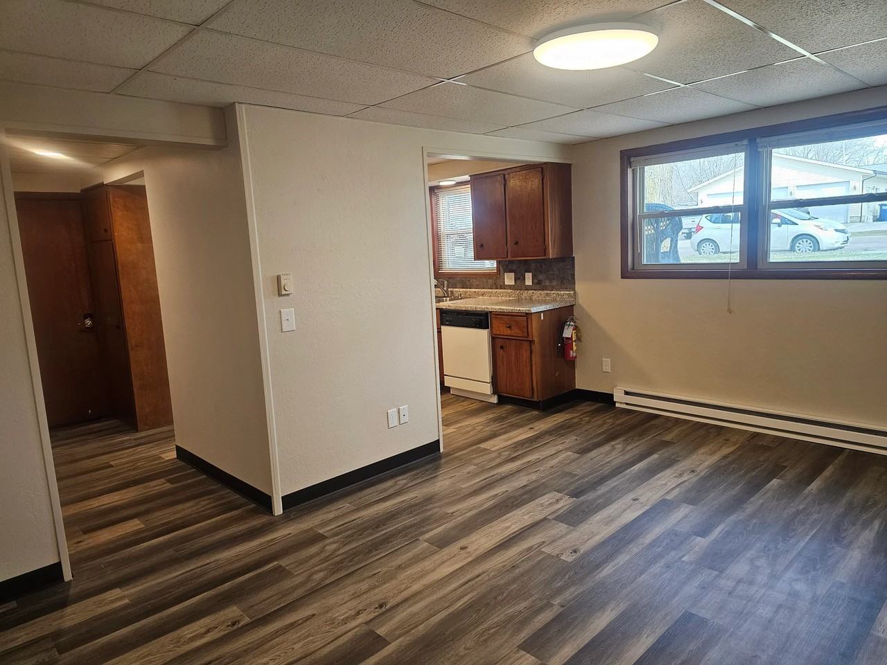 408 2nd Ave Nw #4 - Photo 6 of 14