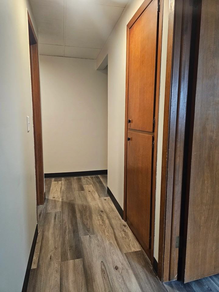 408 2nd Ave Nw #4 - Photo 7 of 14