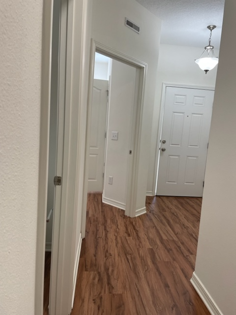 4672 Crossing Ct #102 - Photo 3 of 18